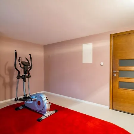 Sleeps 8 With Pool Air Con And Wifi Villa *